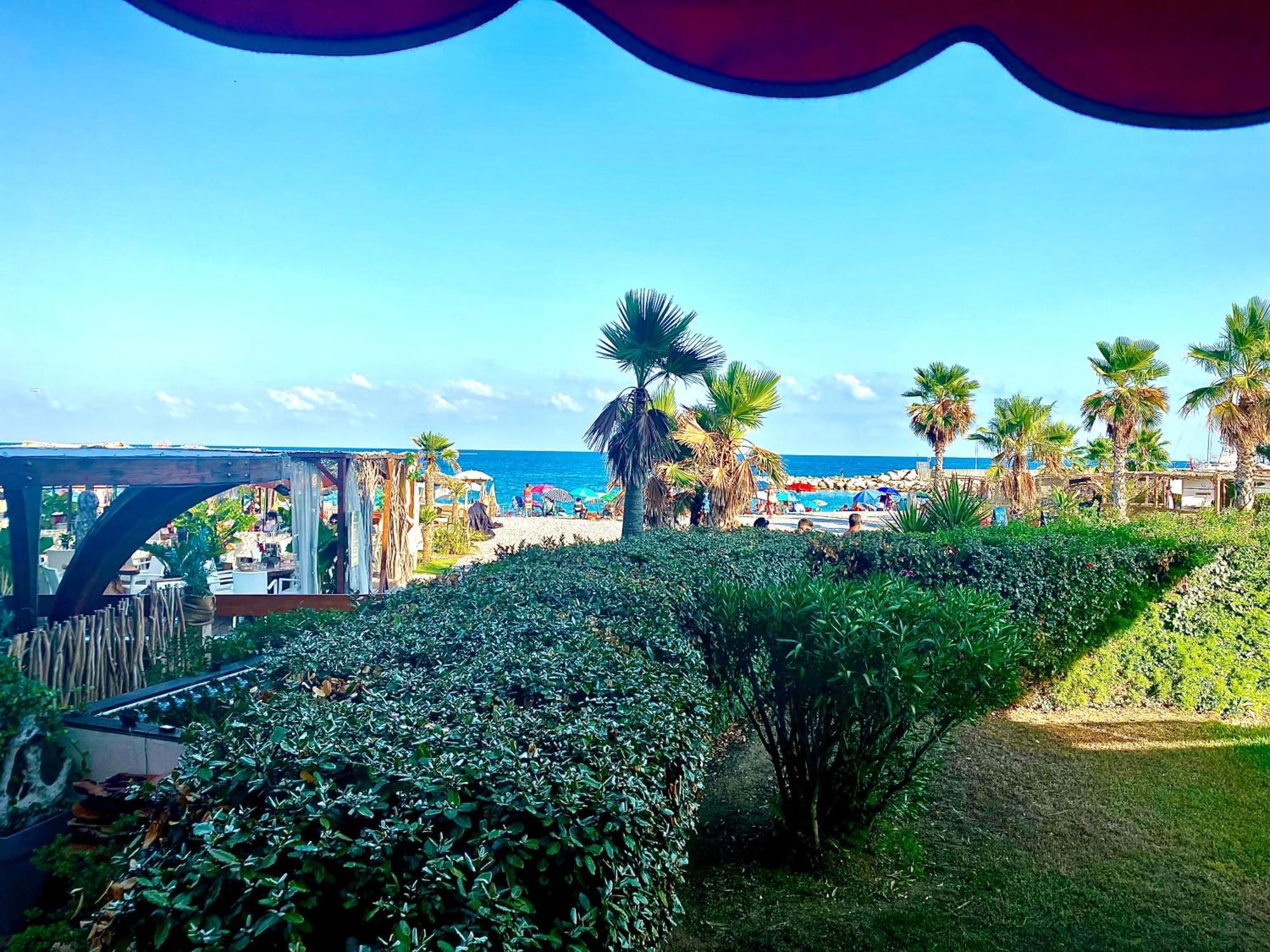 Studio Front De Mer A 10Metres De La Plage ヴィルヌーヴ・ルベ エクステリア 写真